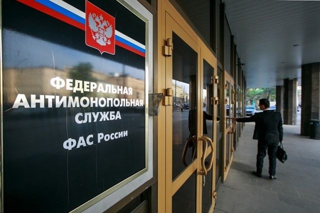 ФАС подтвердила требование демонтировать рекламный щит на Московском шоссе