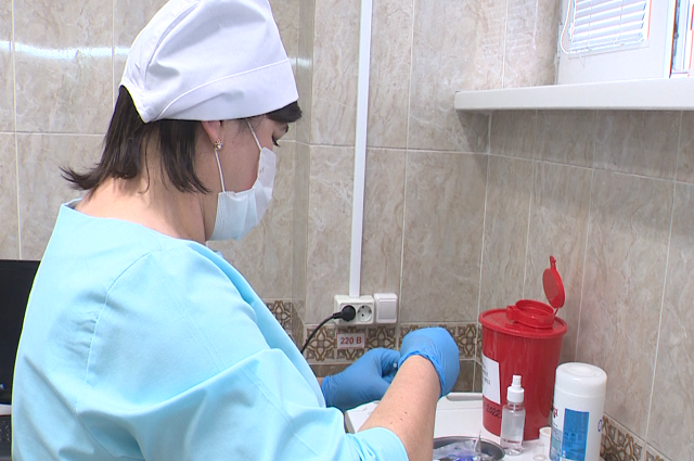На Камчатке началась вакцинация подростков против коронавируса