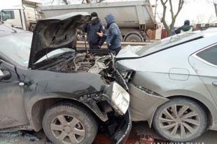 В Одессе произошло тройное ДТП: есть пострадавшие.