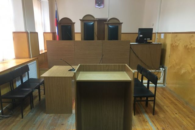 В Смоленске продлен срок содержания под стражей ректора Георгия Греца