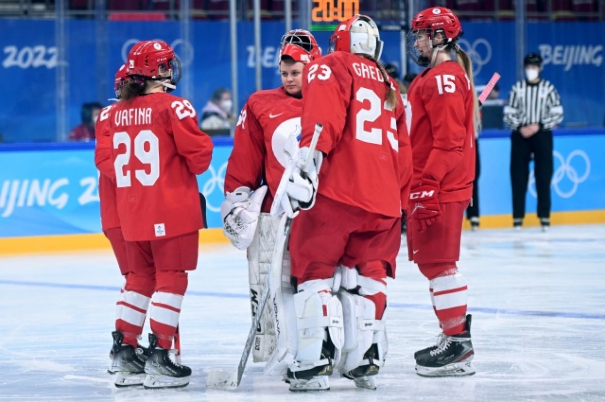 Хоккей матч 3 место. Женская сборная Канады по хоккею на ОИ 2022. Женская сборная России по хоккею на Олимпиаде 2022.