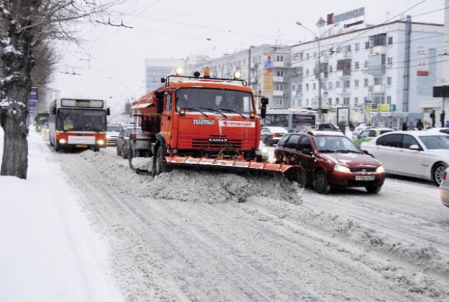 В Казани на больничном находится почти половина снеуоборщиков