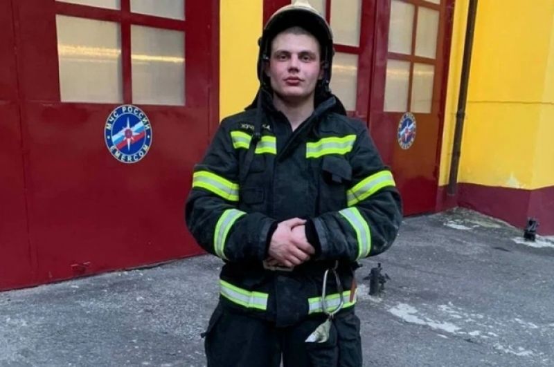 Никита Жучков - старший пожарный пожарно-спасательной части № 1 города Белгорода, 24 года.