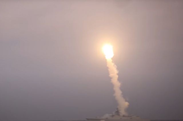 Очередной испытательный пуск гиперзвуковой крылатой ракеты «Циркон» в Белом море.