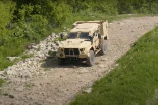Гибридный военный внедорожник eJLTV.
