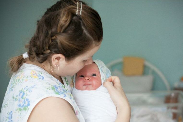 За минувший год в Псковском перинатальном центре увеличилось число родов