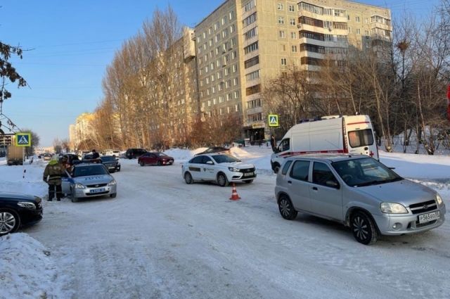 В Омске сбили ребёнка на пешеходном переходе