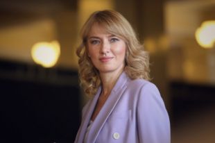 Елена Шуляк озвучила источники повышения зарплат для военных на 30%