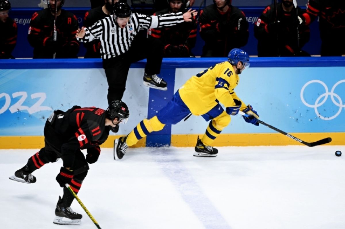 Матч хоккей полуфинал. Хоккей Россия Швеция ОИ 2022. Шведские хоккеисты. Швеция на Олимпиаде 2022. Россия Швеция хоккей Кубок первого канала.