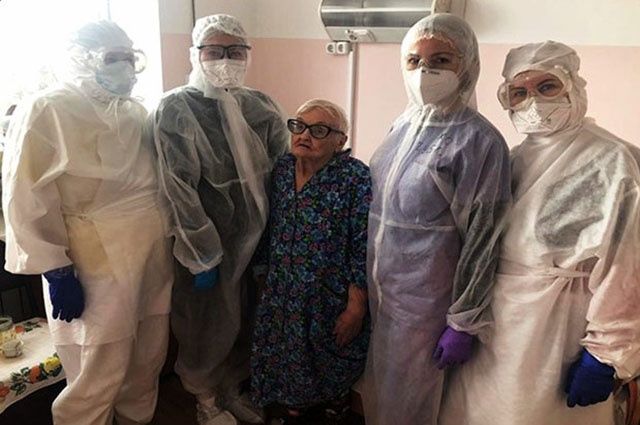 Врачи госпиталя в Пятигорске спасли 97-летнюю пациентку с коронавирусом