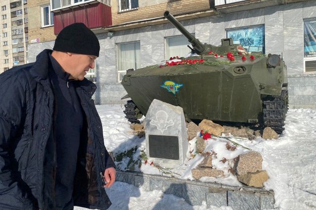 Андрей Барышев почтил память воинов-интернационалистов