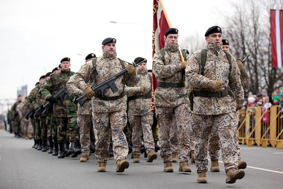 В Латвии стартуют международные военные учения Saber Strike | Аргументы и  Факты