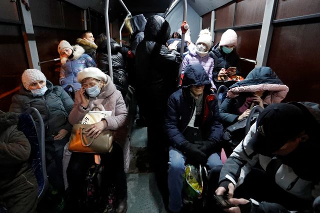 Эвакуация населения из Донецка.