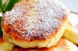 Сырники с яблоками: рецепт вкусного завтрака.