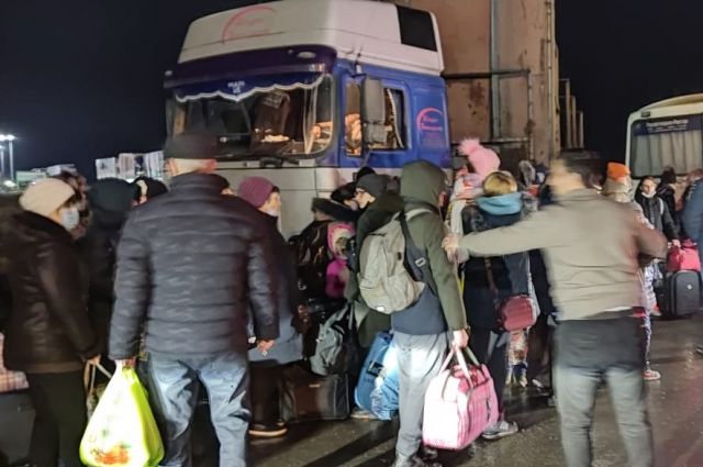 Жители Донбасса рассказали, почему им не предлагают эвакуацию в Россию