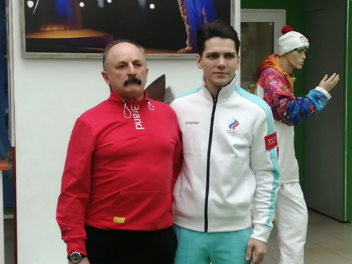 Денис Айрапетян с тренером Алексеем Будановым.