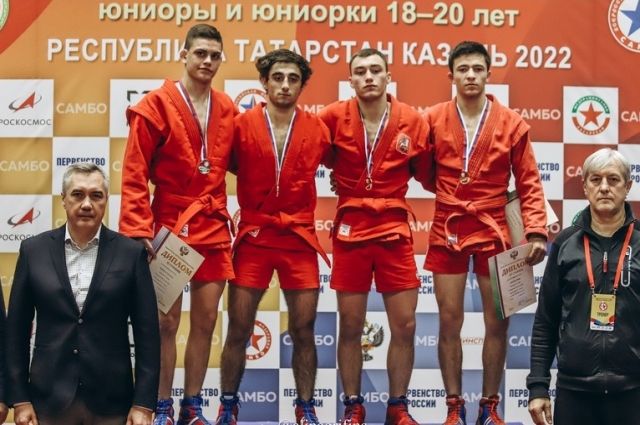 Самбисты из Краснодарского края завоевали три медали на первенстве России