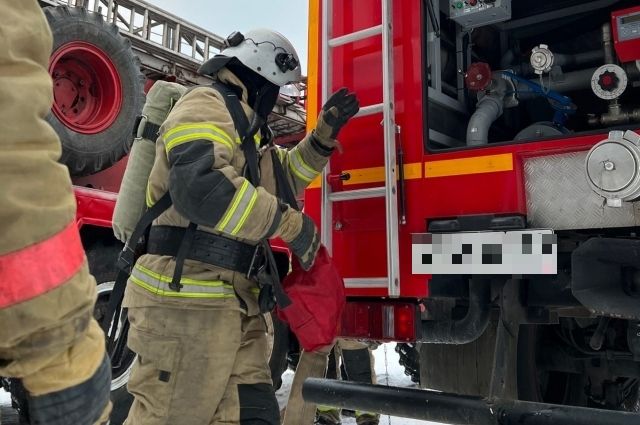 В Пермском крае произошёл крупный пожар в цехе одного из предприятий