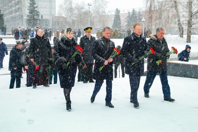 23 февраля чествуют всех российских воинов, защищавших интересы страны, а также тех, кто сегодня находится на боевом посту.