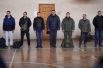 Мужчины в мобилизационном пункте в Луганском педагогическом университете