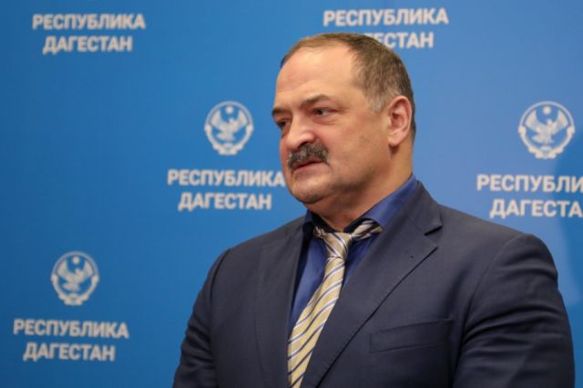 Меликов выразил соболезнования семье погибшего в Донбассе дагестанца