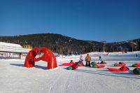 Лыжники и сноубордисты -  главные гости на кузбасском  курорте.