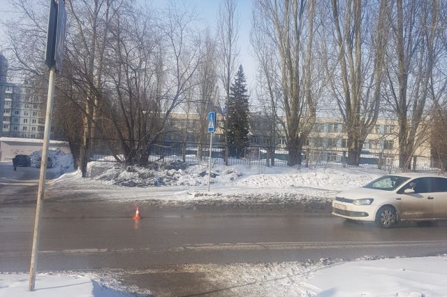 В Новосибирске водитель Nissan сбил 13-летнюю девочку