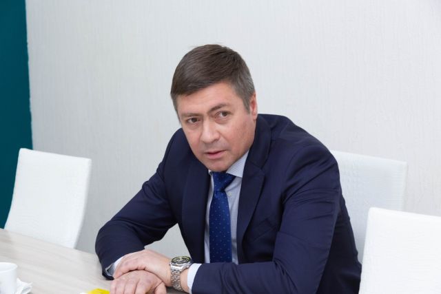 Министр спорта Ахапов отреагировал на отмену ЧМ по волейболу в Новосибирске