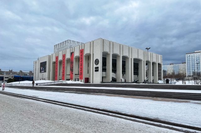 Театр-Театр снизил стоимость билетов до 300 рублей из-за ситуации в Украине