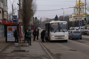Бывшие ростовские льготники теперь будут ограничены в числе поездок на общественном транспорте.