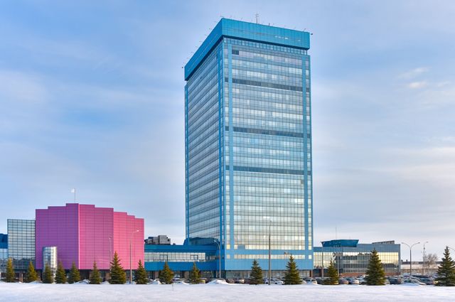 Здание генеральной дирекции «АвтоВАЗа» в Тольятти.