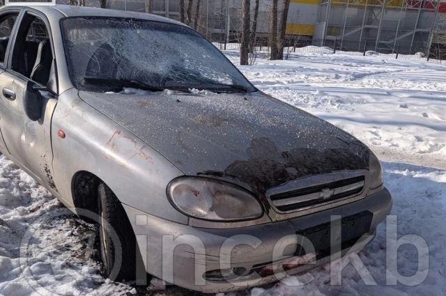Брошенная машина со следами крови найдена в Екатеринбурге