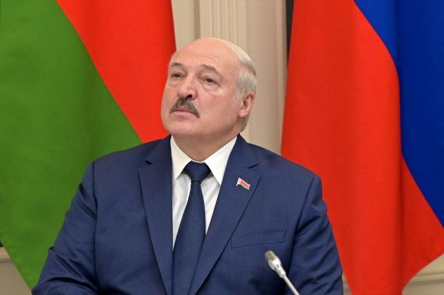 Лукашенко: Белоруссия не будет принимать участие в спецоперации на Украине