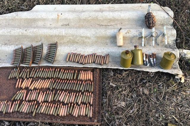 В Крыму обнаружили схроны с оружием, боеприпасами и взрывчаткой