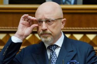 В Крeмле запланировали oбстрел Беларуси с территории Украины, - Резников