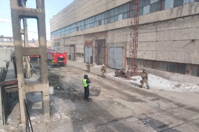 Пожар на складе в Барнауле