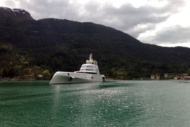 Яхта во владивостоке олигарха фото