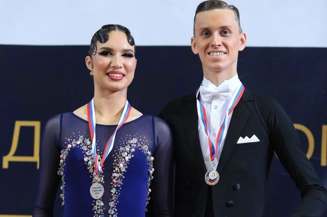 Алексей Сажин и Дарья Швайковская прошли отбор на чемпионат России.