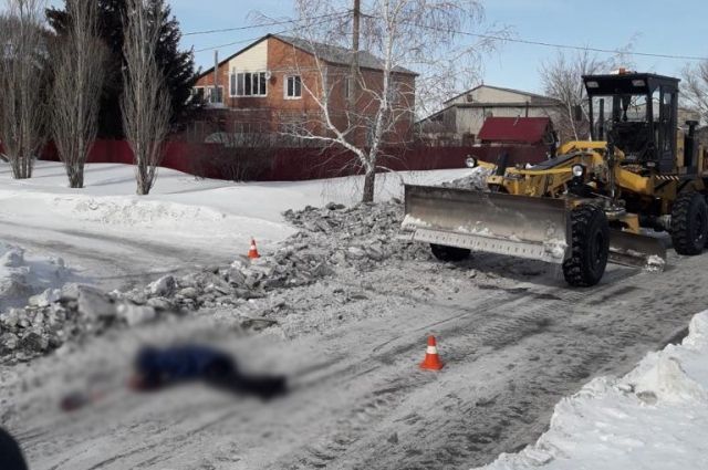 В Ясном водитель трактора наехал на женщину. 