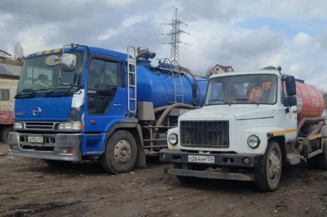Россельхознадзор оштрафовал водителя ассенизаторской машины за слив отходов у деревни Барабаново.