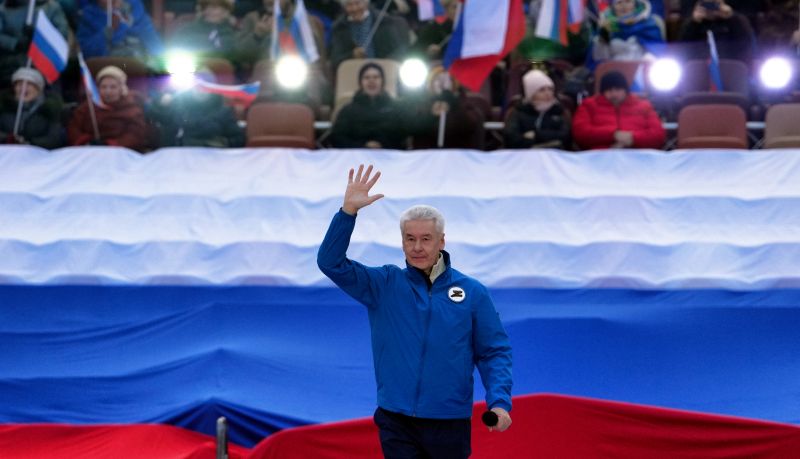 Мэр Москвы Сергей Собянин выступает на митинге-концерте в «Лужниках», посвящённом воссоединению Крыма с Россией