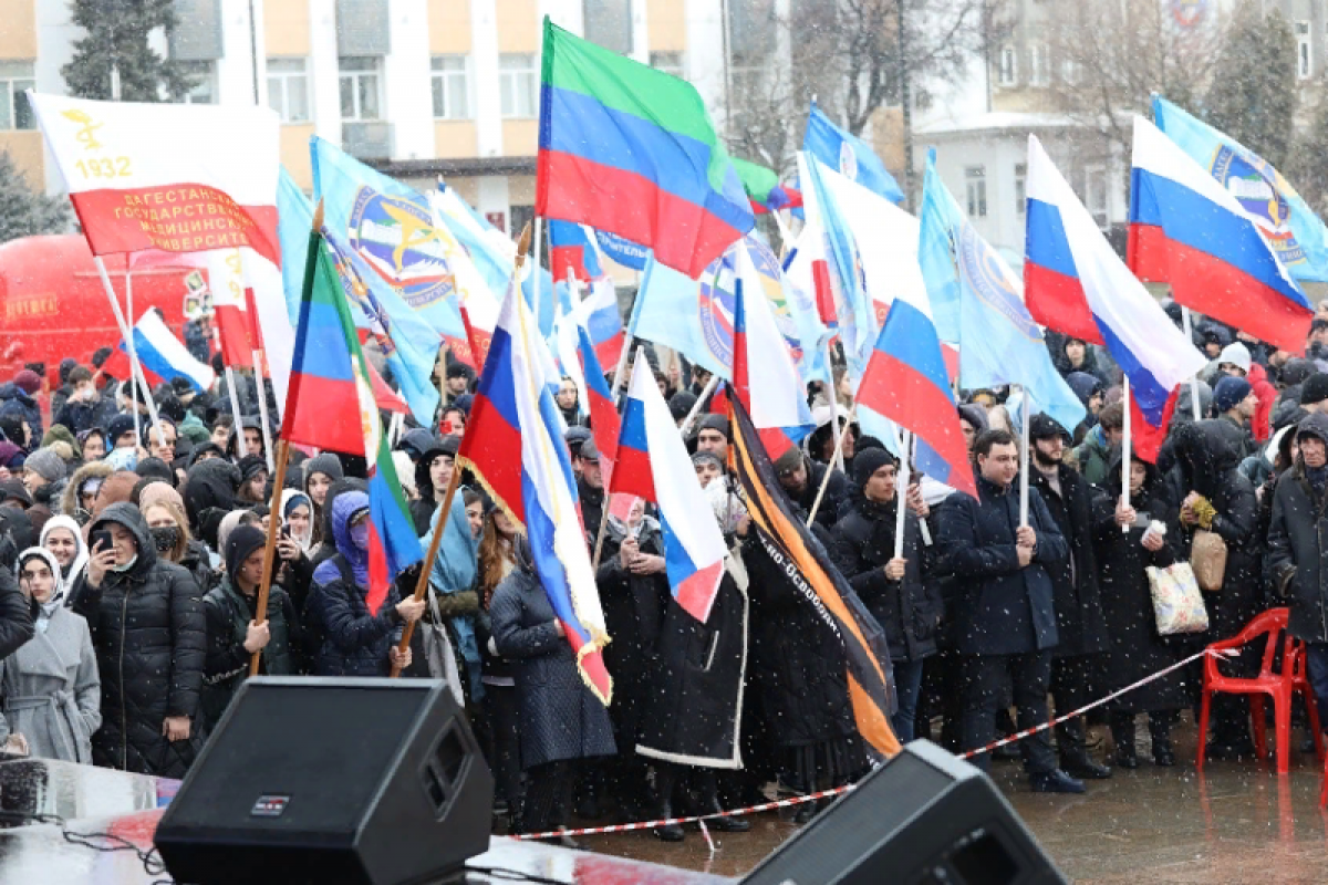 Воссоединение днр с россией. Независимость Крыма. Митинг в Махачкале. Митинги в поддержку Украины в Крыму. Митинг в поддержку Крыма.