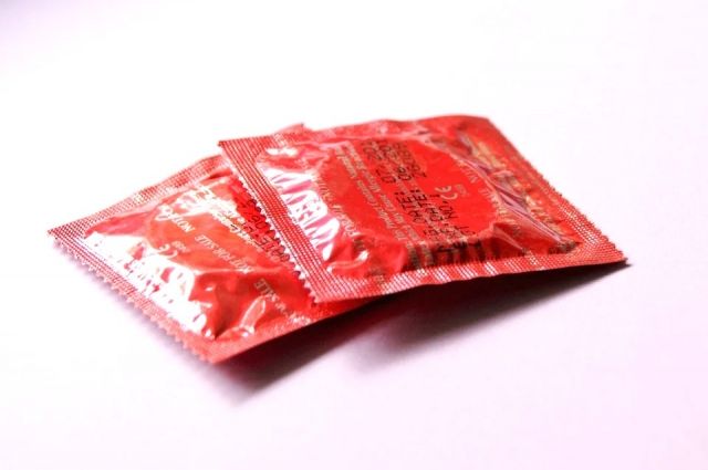 Минпромторг: в РФ не ожидается дефицит презервативов