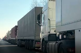 Фуры на польско-белорусской границе.