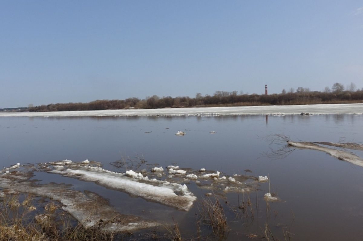 половодье на реке волга