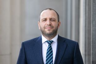 Рустем Умеров опроверг фейк о якобы его отравлении
