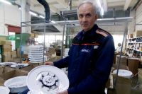 Директор завода Алексей Богословский: «На конвейере работают настоящие универсалы».