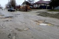 Вице-губернатор раскритиковал оренбургские дороги, сравнив их с сирийскими