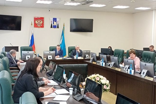 Заседание комитета по экономическому расвитию Сахалинской областной думы.
