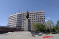 В Оренбурге заменят плитку в Агропрома и памятника В. Ленину